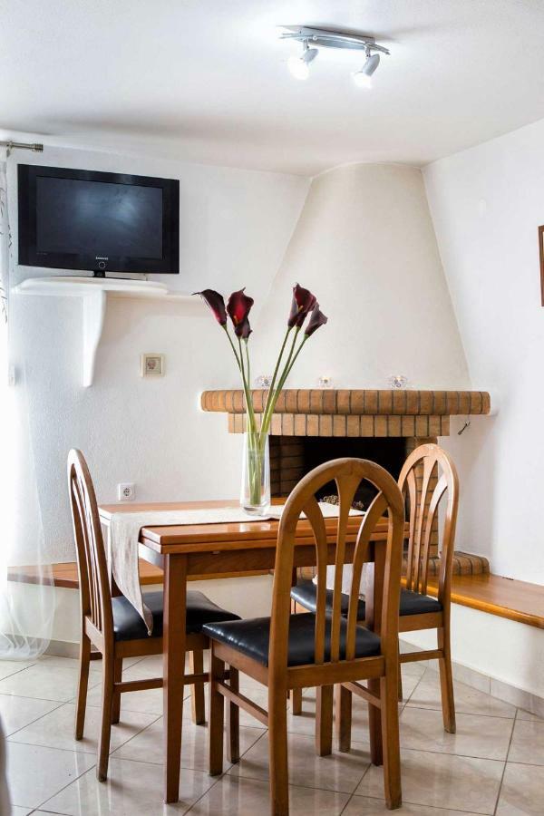 Seaview Apartment Парікія Екстер'єр фото