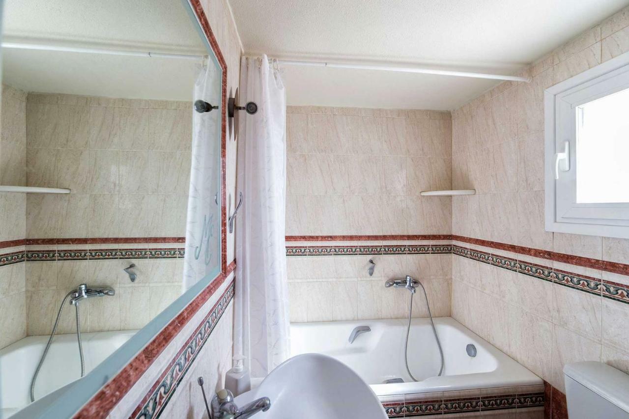 Seaview Apartment Парікія Екстер'єр фото